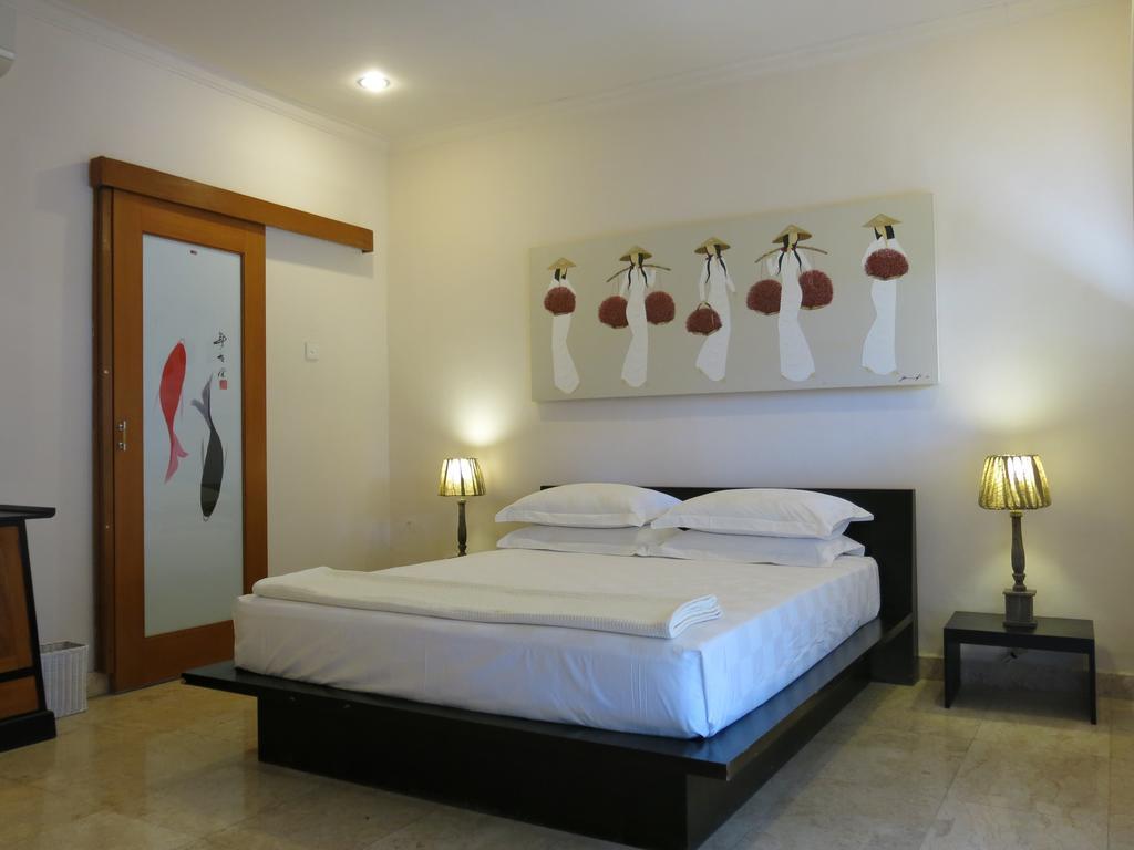 Villa Te Kawau Seminyak Rum bild