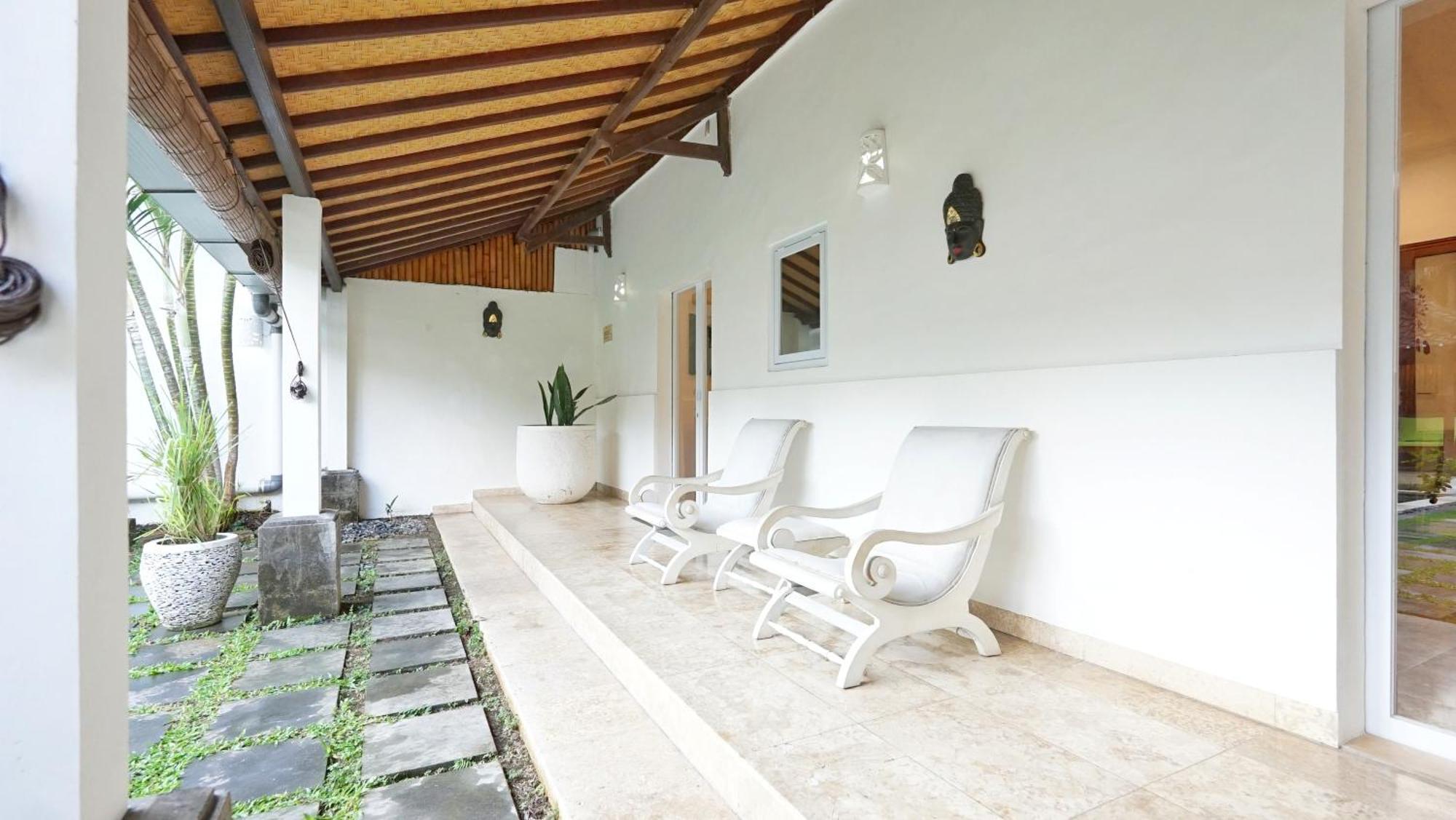 Villa Te Kawau Seminyak Exteriör bild